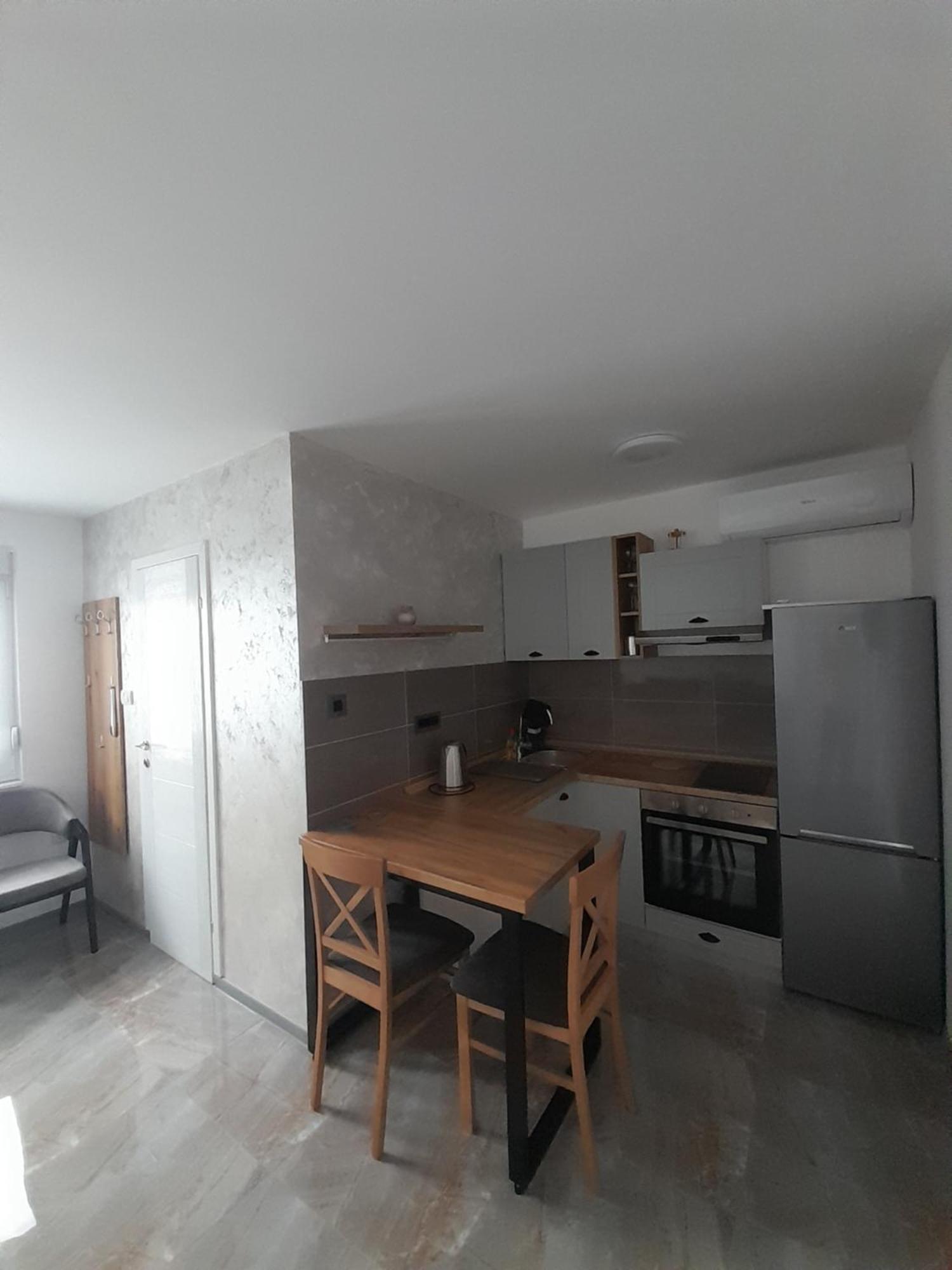 Apartament Nemanjina Centar Pančevo Zewnętrze zdjęcie